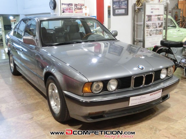 Foto1 BMW 535i E34 M5 LOOK SERIE 5 SEDAN - AÑO 1990
