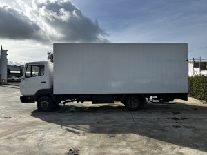 Mercedes camion asistencia 