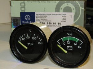 En venta Medidor de temperatura del aceite y Voltímetro Mercedes 190E 2.3 16V